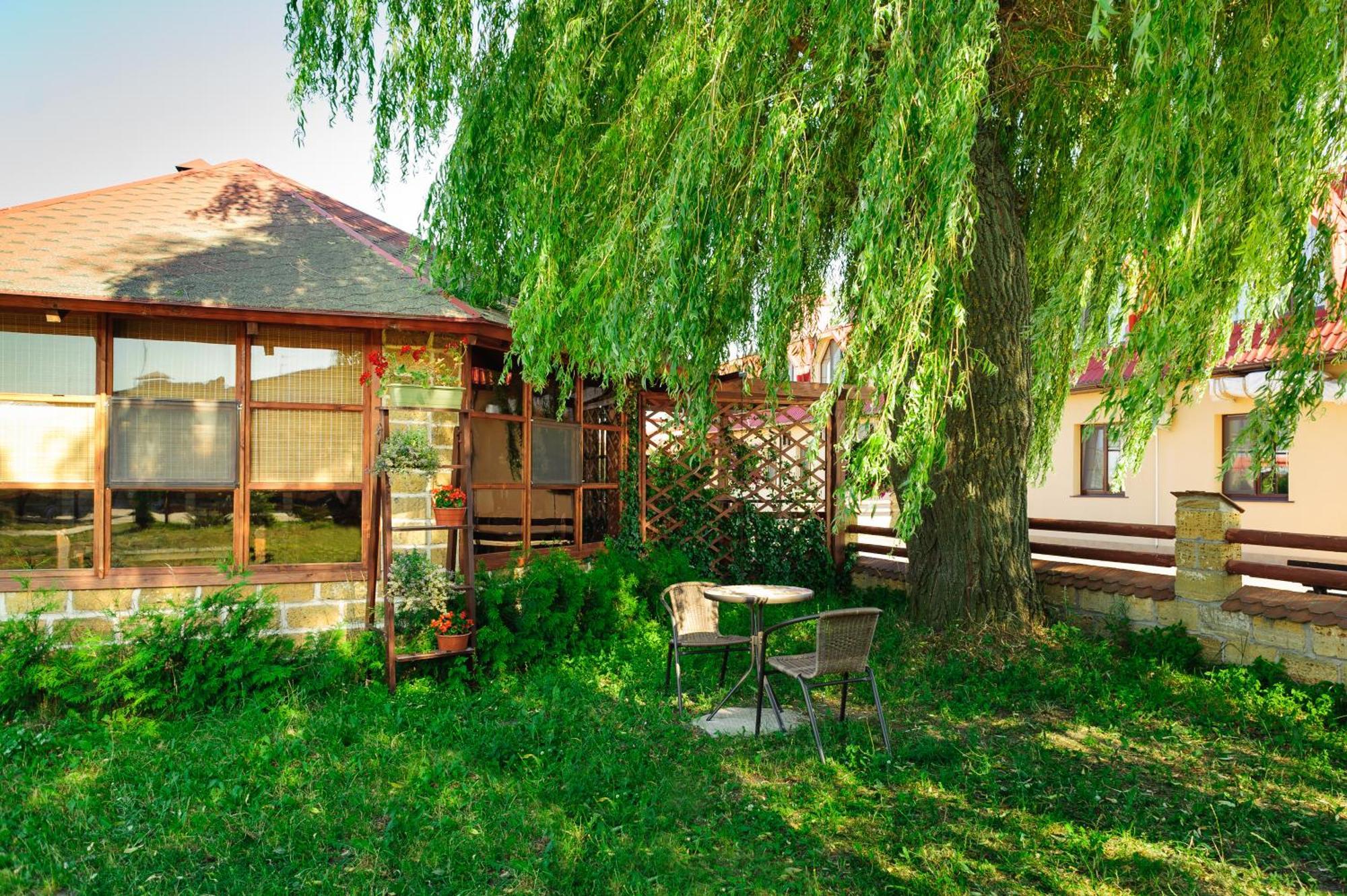 Hotel Zolota Pidkova Kozlin Екстериор снимка