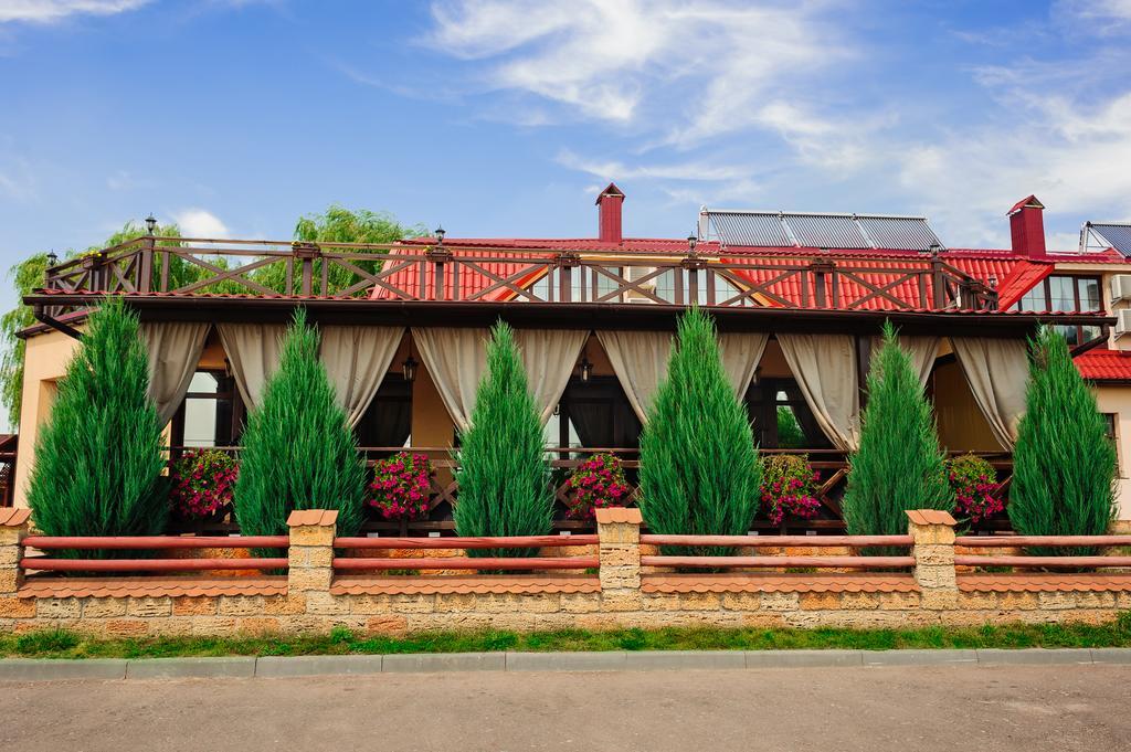 Hotel Zolota Pidkova Kozlin Екстериор снимка